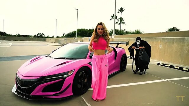 Big-titted Barbie gets sloppy blowjob on hot date with Ghostface