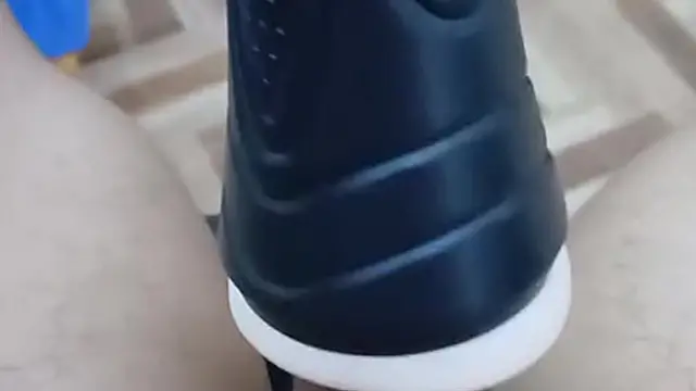 Caliente cuarto con hombre latino follando con Fleshlight