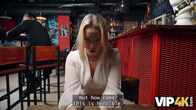 VIP4K  I dare to take a stranger′s love in the bar