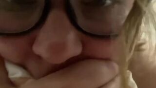 SHY NERDY COLLEGE GIRL FILMING HERSELF WHILE BBC STRETCHING HER TIGHT PUSSY AND ASSHOLE