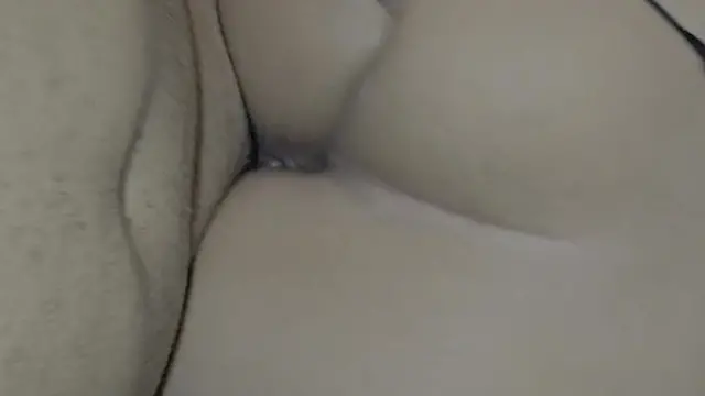 Enjoy my girlfriend′s big ass🍑