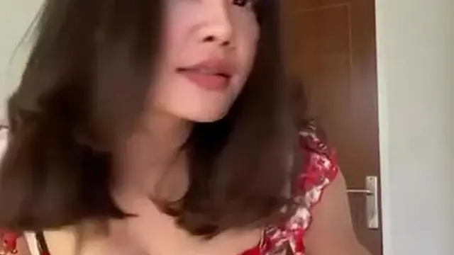 Telegram @MBACU offers exclusive content from top influencers