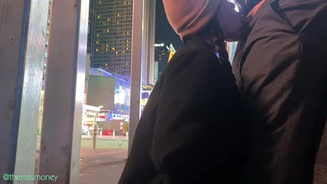 Hot and dangerous blowjob near police station in NYC