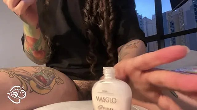 I let my hunk watch while I get a manicure