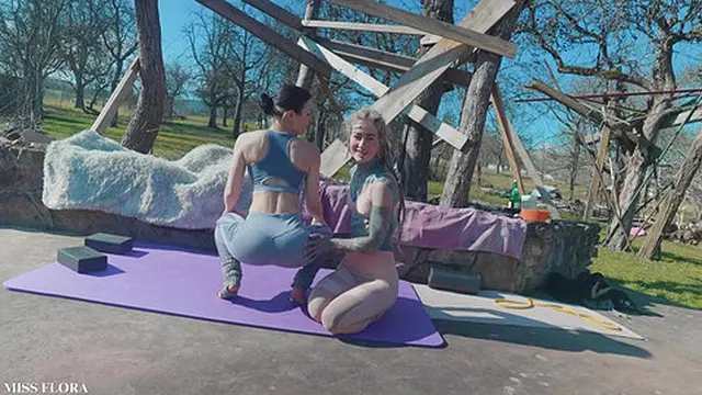 JOI Voyeur Stretching in Yoga pants with my tattoo girlfriend Anuskatzz