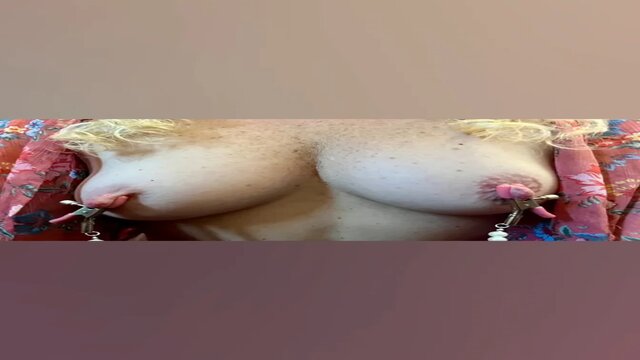 Thick and Curvy MILF's Nice Ass and Nipples