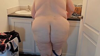 Caught the plumber sniffing my dirty panty In laundry —  - (bbw ssbbw —  Fat ass —  big butt —  thick ass)