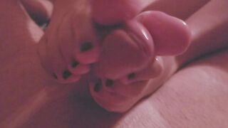 perfect footjob toejob with her perfect cute toes black nail polish and cums hard