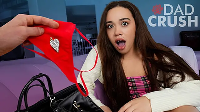 hunk Orders girlfriend To Pleasure Herself In Front Of Him To Avoid Temptation From Her BF