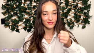 Raw throated brunette therapist goes balls deep, sucking cock🍆 like a pro. Ow.