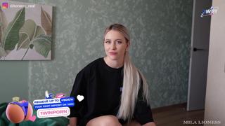 Caught sis making porn, come get it or tell dad, mom's kept secret🤫 goes public