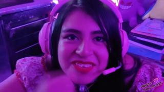 On V-Day, I get a blowie from my buddy's GF's lips, PriscyStyle!