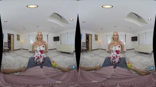 Momma Knows Best - MilfVR Featuring Elle