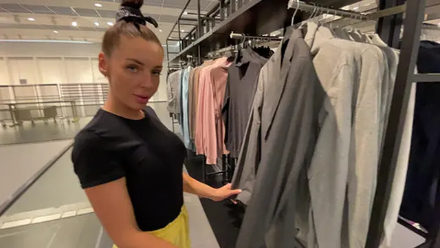 Salesgirl pleasured in dressing area