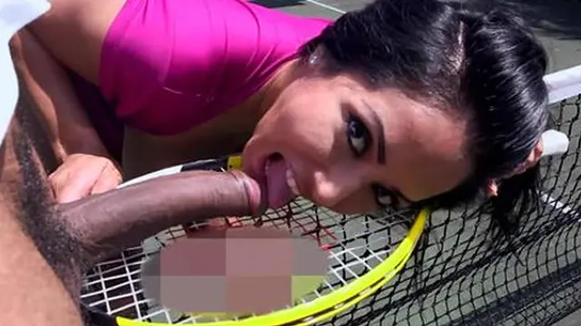 Kiara Mia in Explicit Encounter