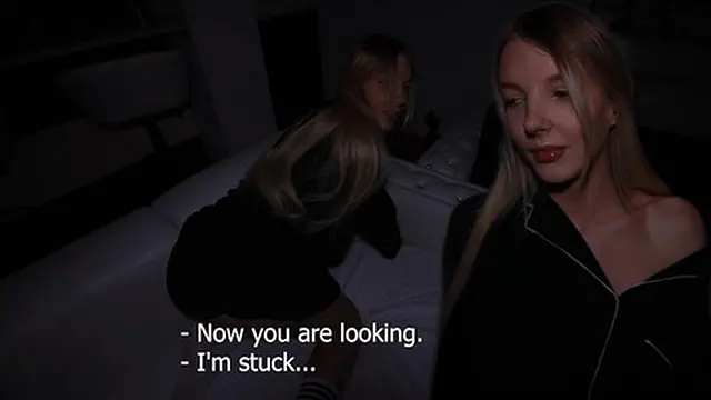 girlfriend′s game of hide and seek ended when she got stuck in a compromising position 