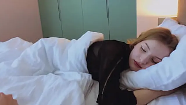 Ex-Wife′s Headache Pill Sparks Intense Sex