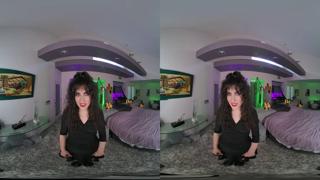 Nikki Slick Pretends, But Really Craves Beetlejuice